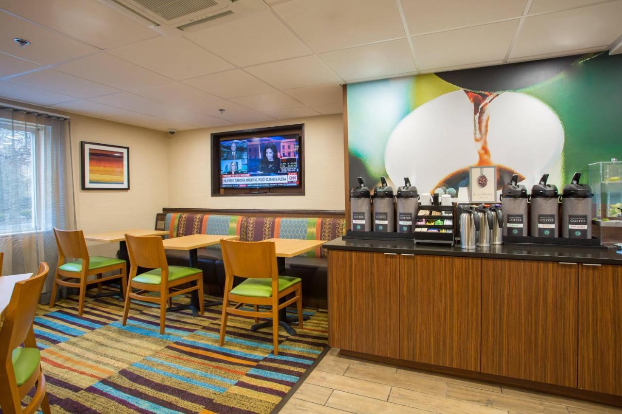 Fairfield Inn Boston Dedham Ngoại thất bức ảnh